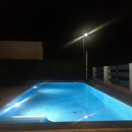 Luxury فيلة فينيسترات